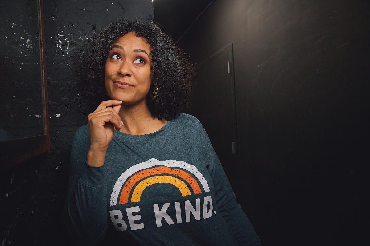Excited to announce @curlycomedy as our emcee for the #ICLgala2024! Abbi Crutchfield brings laughter to the stage with her comedic genius—seen on @colbertlateshow, @broadcity on @ComedyCentral, and more! Get ready for a night filled with humor and heart. iclinc.org/support-us/202…