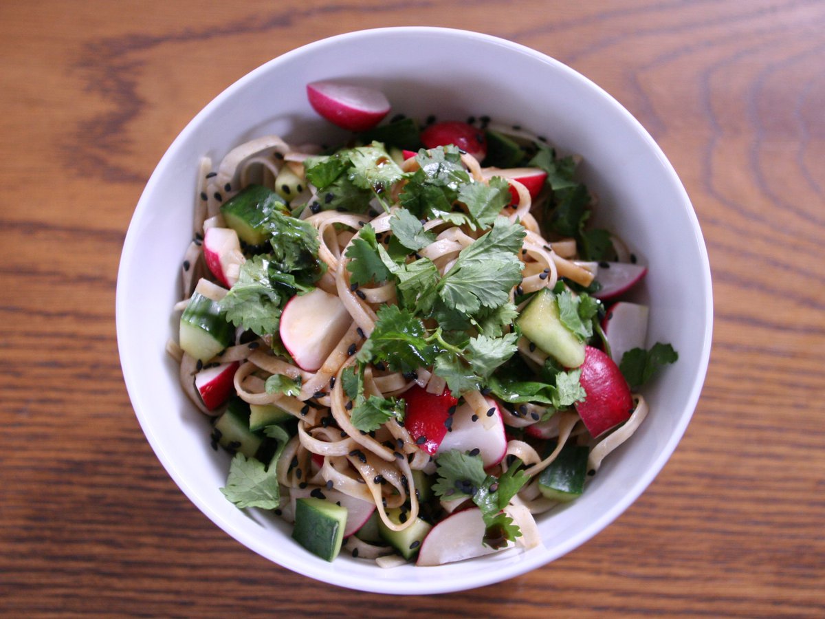 This nutty, sesame-topped noodle salad is SO easy to prep in advance! 👏 Get @chinghehuang's recipe for Radish and Sesame Soy Noodle Salad: cooktv.com/3xRQcNL