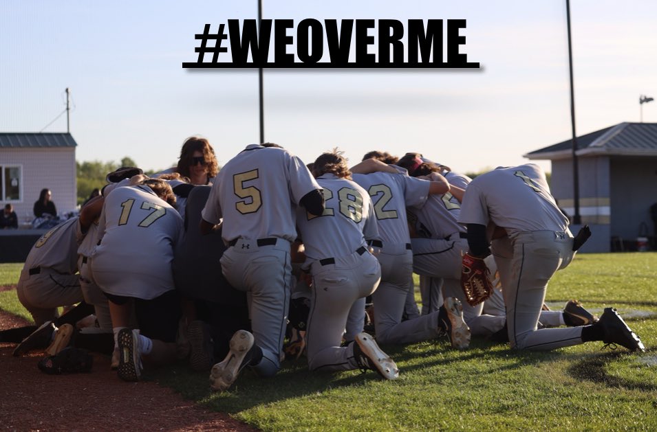 Jackets take the W 1️⃣3️⃣-2️⃣ against Kirkwood to move on to Game 2️⃣ vs Clarksville HS‼️ 💥Standout Players💥 Hunter Goodfred 3-4 with 3RBIs @schild_riley 6IP 11K 0ER