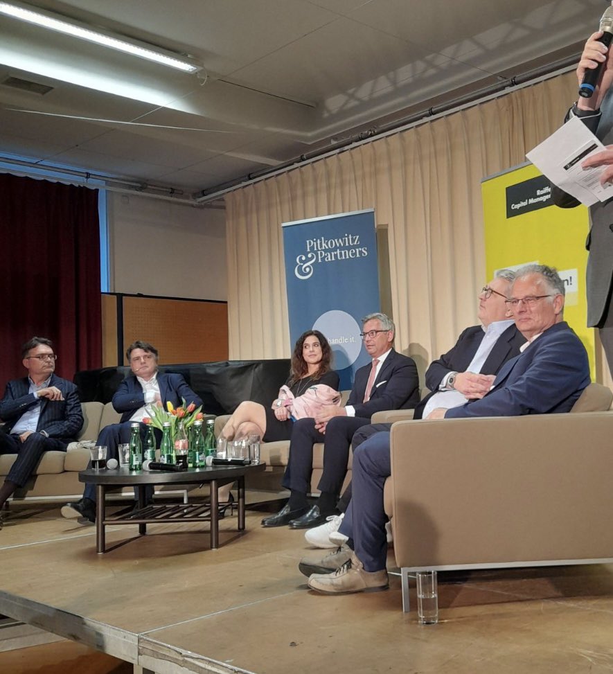 Das hat gestern sehr viel Spaß gemacht: eine Diskussion über die Rolle des Wohlfahrtstaates bei den „Altschotten“ mit @magnusbrunner @MarterbauerM Martin Waldhäusl und Peter Hacker.