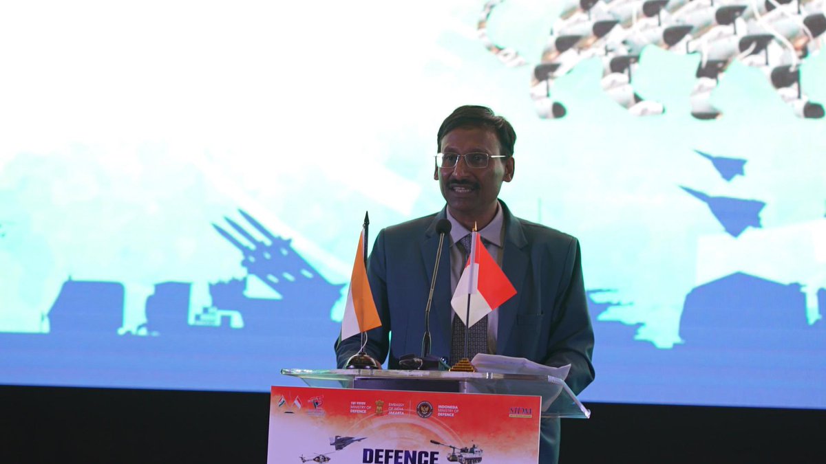 Prominent Indian defence companies participated in the first ever 'India-Indonesia Defence Industry Exhibition-cum-Seminar' and showcased the state-of-art technology and strides made by Indian defence ecosystem. #75thIndiaIndonesia