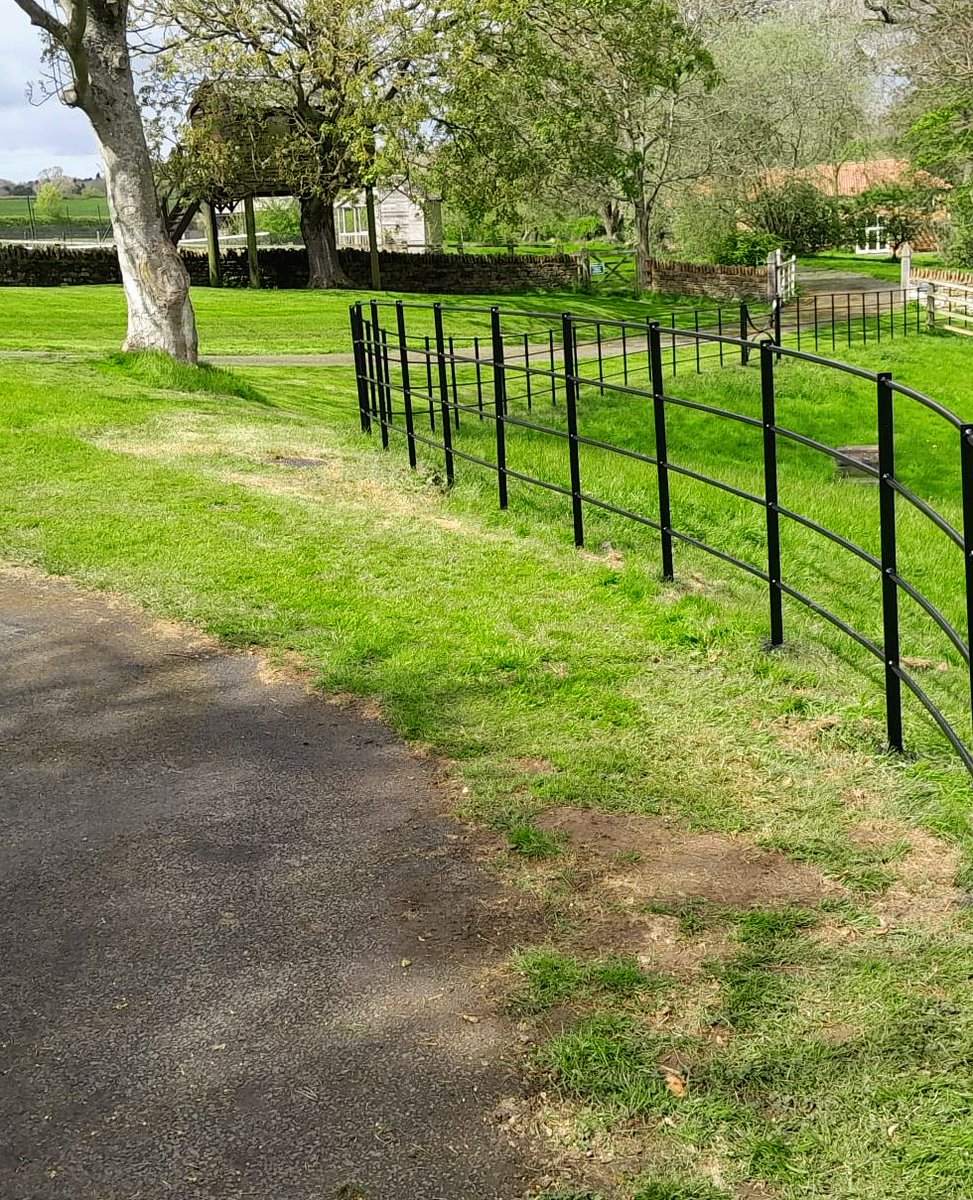 Estate Fencing follows the contours of the land, creating the perfect barrier and defining the boundary.

Our fence can enhance the aesthetics of any large outdoor area, as well as country estates and farms. 

#estatefencing
#steelfence
#fence
#installation
#thetraditionalco