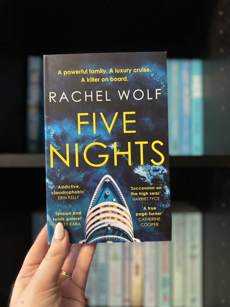 secret_bookblog's tweet image. ✨✨ NEW REVIEW ✨✨

This week's round-up of beautiful book mail! 💌

Full review⬇️
thesecretbookreview.co.uk/post/book-mail…

Purchase link⬇️
amazon.co.uk/shop/the_secre…

#HeadOfZeus
#DoubleDayBooks
#FaberBooks
#BookMail