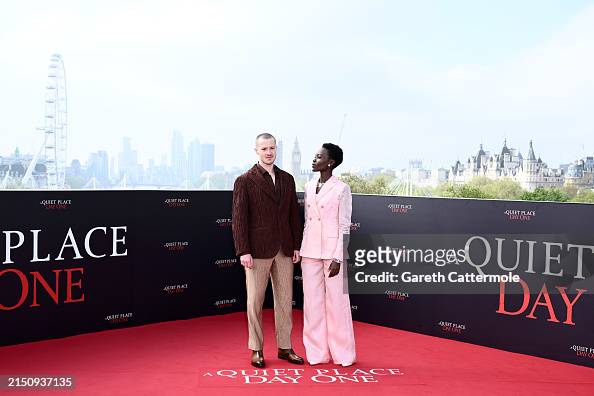 Lupita Nyong'o, Joseph Quinn and Schnitzel the cat attend the photocall for 'A Quiet Place: Day One' at IET London: Savoy Place in England. 📸: @GarethGetty

See more photos 👉 tinyurl.com/ssyutavj

@AQuietPlace #AQuietPlace @Lupita_Nyongo #LupitaNyongo #JosephQuinn