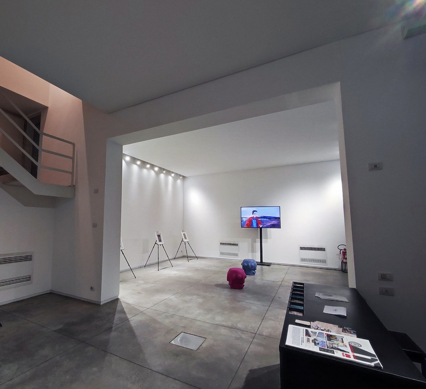 NF3_Studio's tweet image. Our very first auction is live! ⚡️

Traces of the wind by @lorenipsum_nft 
Digital Painting / Frame Animation, 2024.

From the "ART PLUS ULTRA" Exhibition held at Superstudio in Milan last March.

Minimum bid 0.15 ETH / 24 hours 

🅻🅸🅽🅺 ➡️ marketplace.de-art.io/token/0x1AB488…