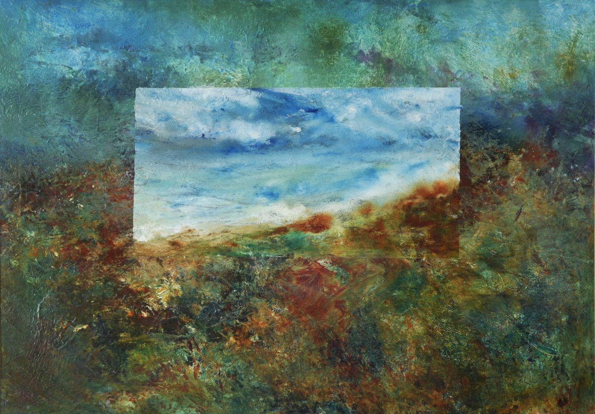 'What Lies Beneath', an exhibition featuring guests Amanda Attfield and Michael Mable alongside our studio artists, is now open. We look forward to seeing you #AppleStoreGall