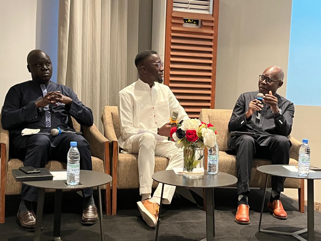 lengogha's tweet photo. La @bbcafrique organise un panel, ce 1er mai au @PullmanDakar .  "Un journaliste qui se démarque" est la première thématique de cette rencontre. Une formation continue à la compétence et à la méthodologie des futurs journalistes. 
@ejicomschool
@CESTIDAKAR
#journalisme #formation https://t.co/X44gIV3SHX