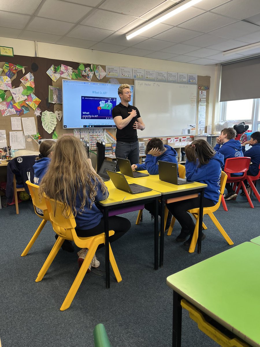 Coed Glas Year 6 tweet media