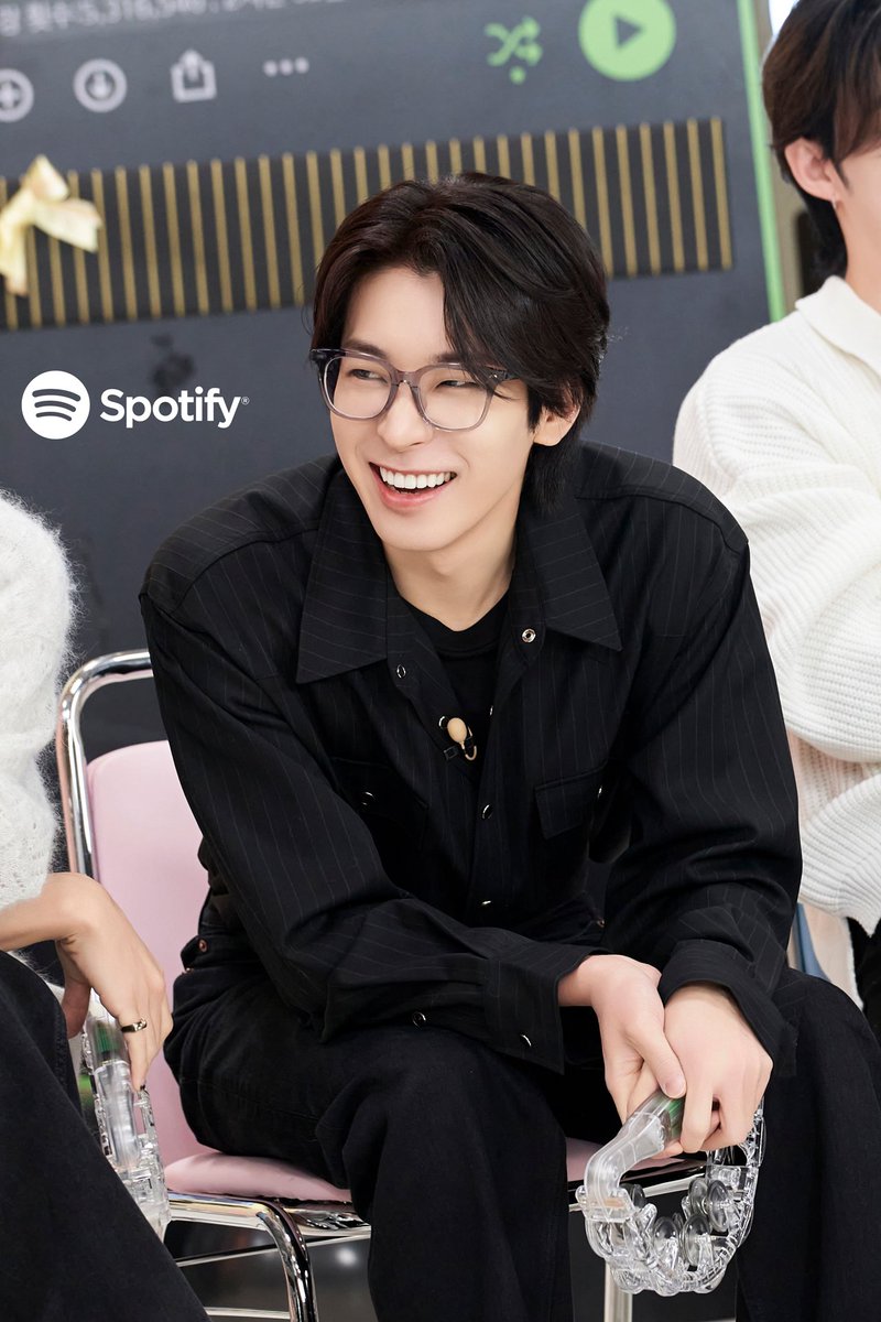 Wonwoo for Spotify 'Zip Party' 💜