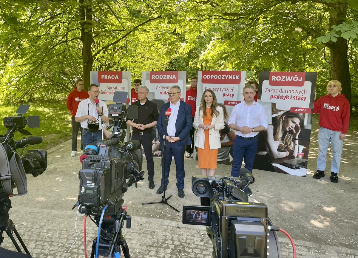 As President of the European Commission, you can count on me to defend jobs, wages, rights and conditions for all workers in 🇪🇺Europe. Great to be in 🇵🇱Warsaw to spread that message and to celebrate #LabourDay2024 alongside @RobertBiedron @AgaBak @KGawkowski, @PaulinaPW2024 and