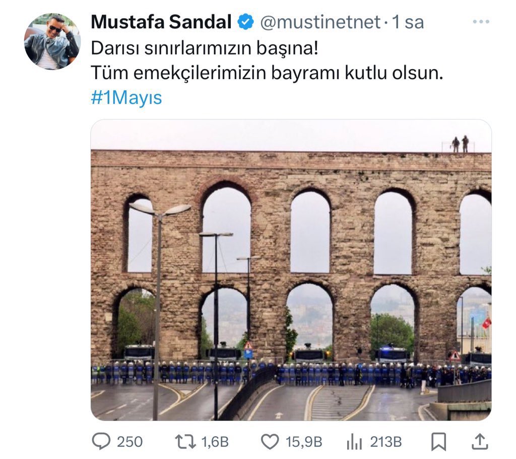 Sanatçı Mustafa Sandal’ın paylaşımı.