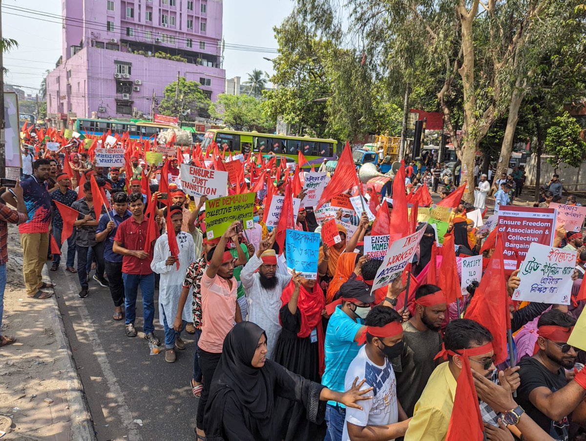 @awaj_fdn came to the Streets on #Mayday for workers rights, living wage, 6 months #maternityleave, #GBVfreeWorkplace, women empowerment & FOA. 
#ClimateLaborNexus #ratifyIlOC190
@Laudes_Fdn @FJS @FNV