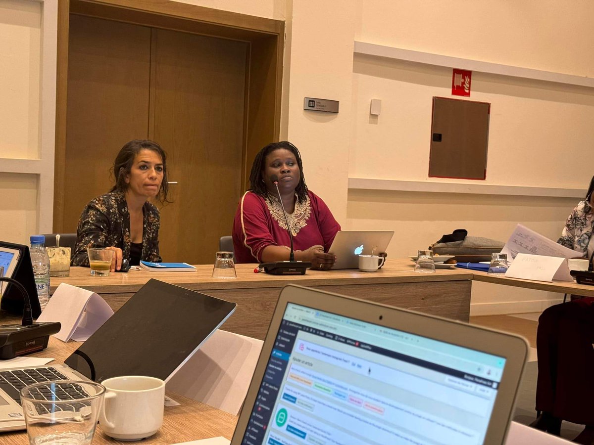 JgenSenegal's tweet photo. " Intersectionalité et droits des femmes au Sénégal".
20 militantes et féministes du Sénégal formées durant 3jrs avec l'appui du #HCDH, 15-19 Avril 24.
#hcdh #jgen #droitsdesfemmes #intersectionnalité #hautcommissariatdesnationsuniesdesdroitshumans @super fans #follower https://t.co/5cVB9ur1l5