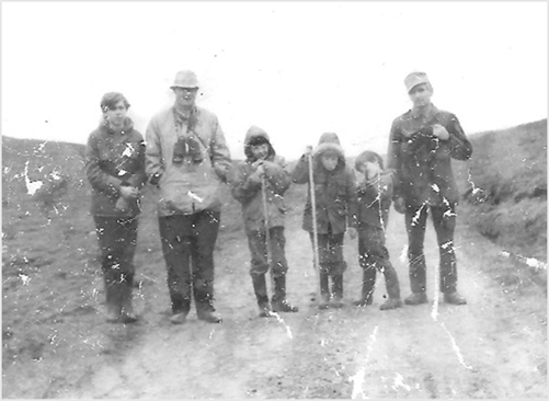 On this day 1972 (10 yo) - birding on Fair Isle with my Dad (right). Rustic Bunt., Bluethroats, Icterine Warbl., Red-backed Shr. all wondrously new for me and seen in the hand (caught by Roger Broad & Eric Meek). Changed my life but I haven't been back since. Must remedy that