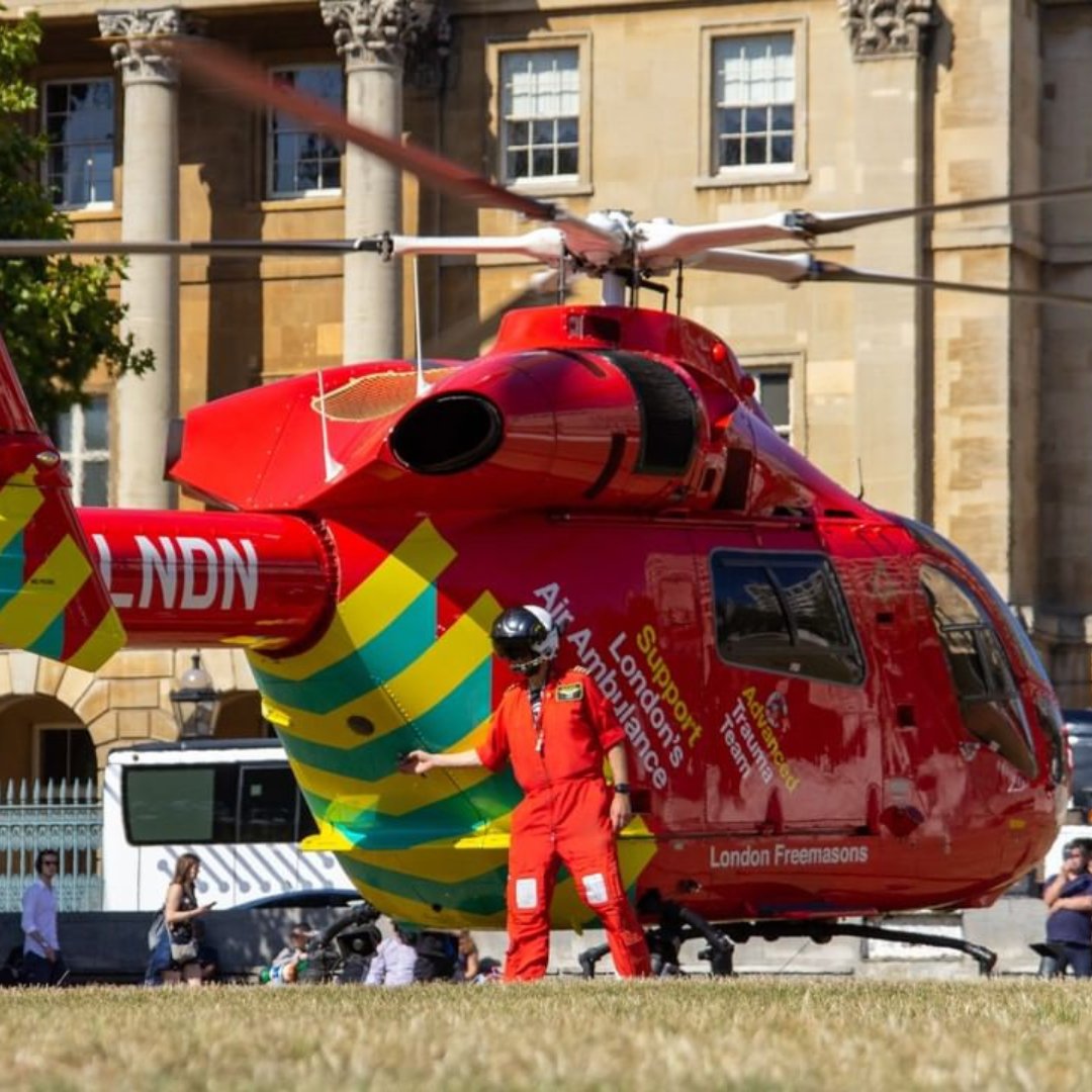Our teams are on call 24/7, ready to deliver critical care to the people of London. We want to thank everybody who supports and donates to keep us in the air and on the road. 📷 IG's jaybobsphotography
