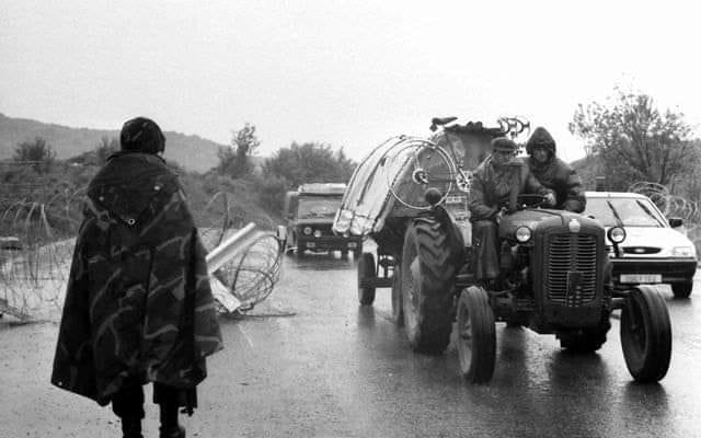 На данашњи дан 1995. године хрватске усташке снаге су започеле операцију 'Бљесак' и оствариле циљ-етничко чишћење српског народа са простора Западне Славоније. Надамо се да ће ускоро осванути дани када ће се овај догађај и сви други слични заслужити истинске резолуције по питању…