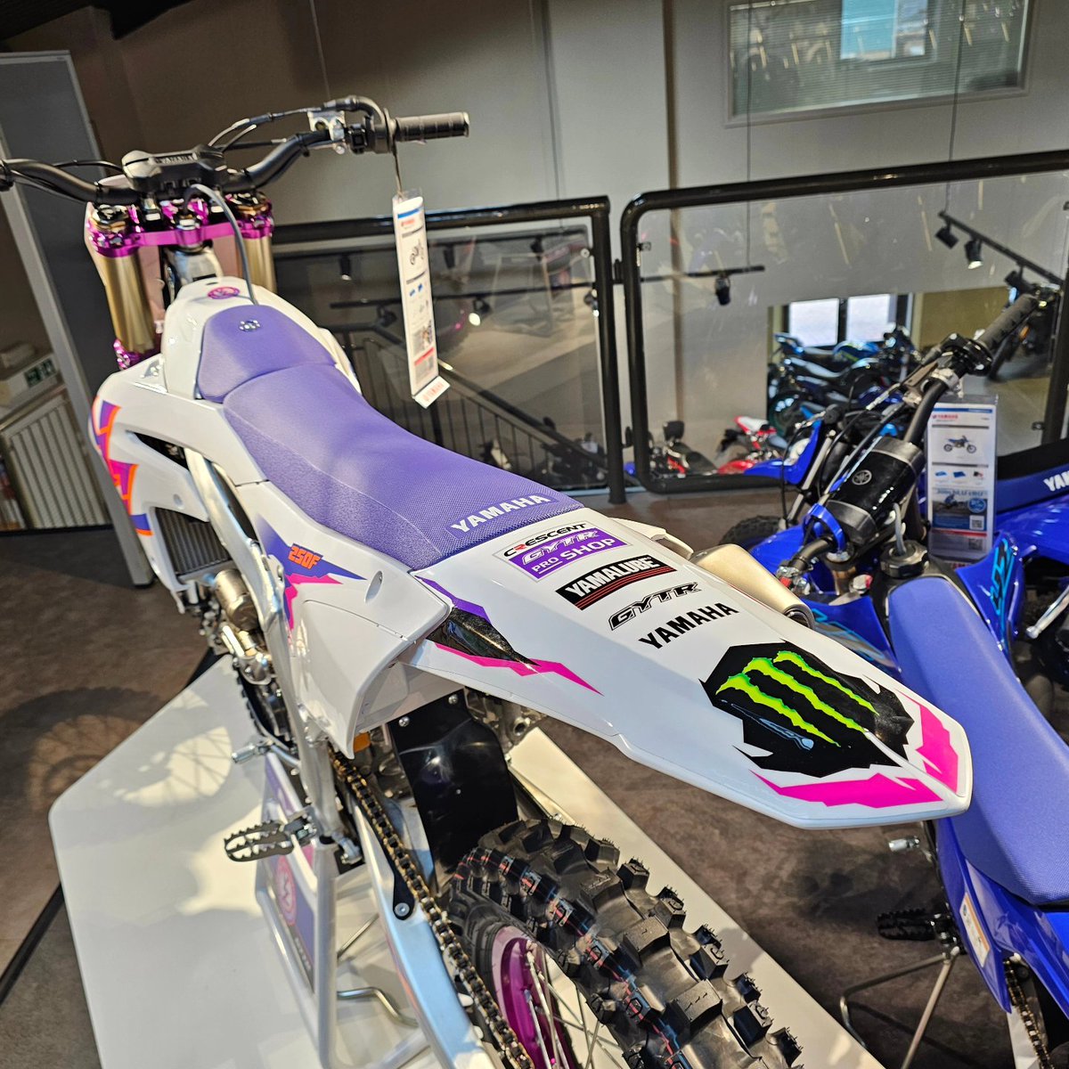 Introducing the 1 of 1 Crescent Pro Shop YZ250F 50th Anniversary Special Edition ✊🏼 Built for retro style and performance!

Available now!

Call our team to find out more on 01202 820 170 📞 

Part exchange and finance options are available.