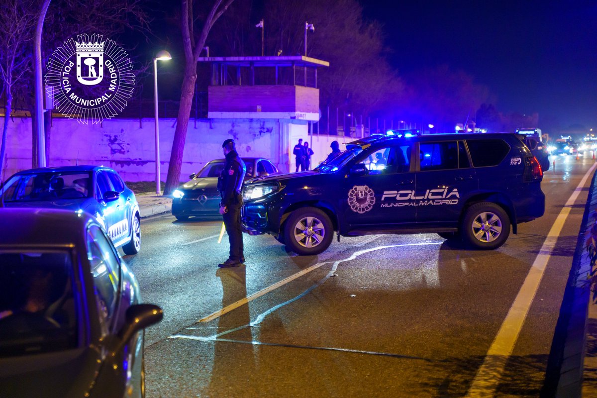 Como cada fin de semana, intensificamos los controles a vehículos en las calles de la ciudad. Al volante 0,0. #SeguridadVial #PoliciaMunicipalMadrid #LaPoliciaDeTuCiudad