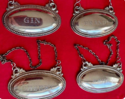 ebay.co.uk/itm/1561782012……………

4xVintage DECANTER LABEL Set GIN BRANDY WHISKY SHERRY Silver plated FREE UK P&P

#whisky #brandy #gin #sherry #label #drinks #Bar #gifts #vintage #interior #collector #homedecor #4boyfriend #Presents #Birthday #Oldies #Mancavers #fathersdaygift