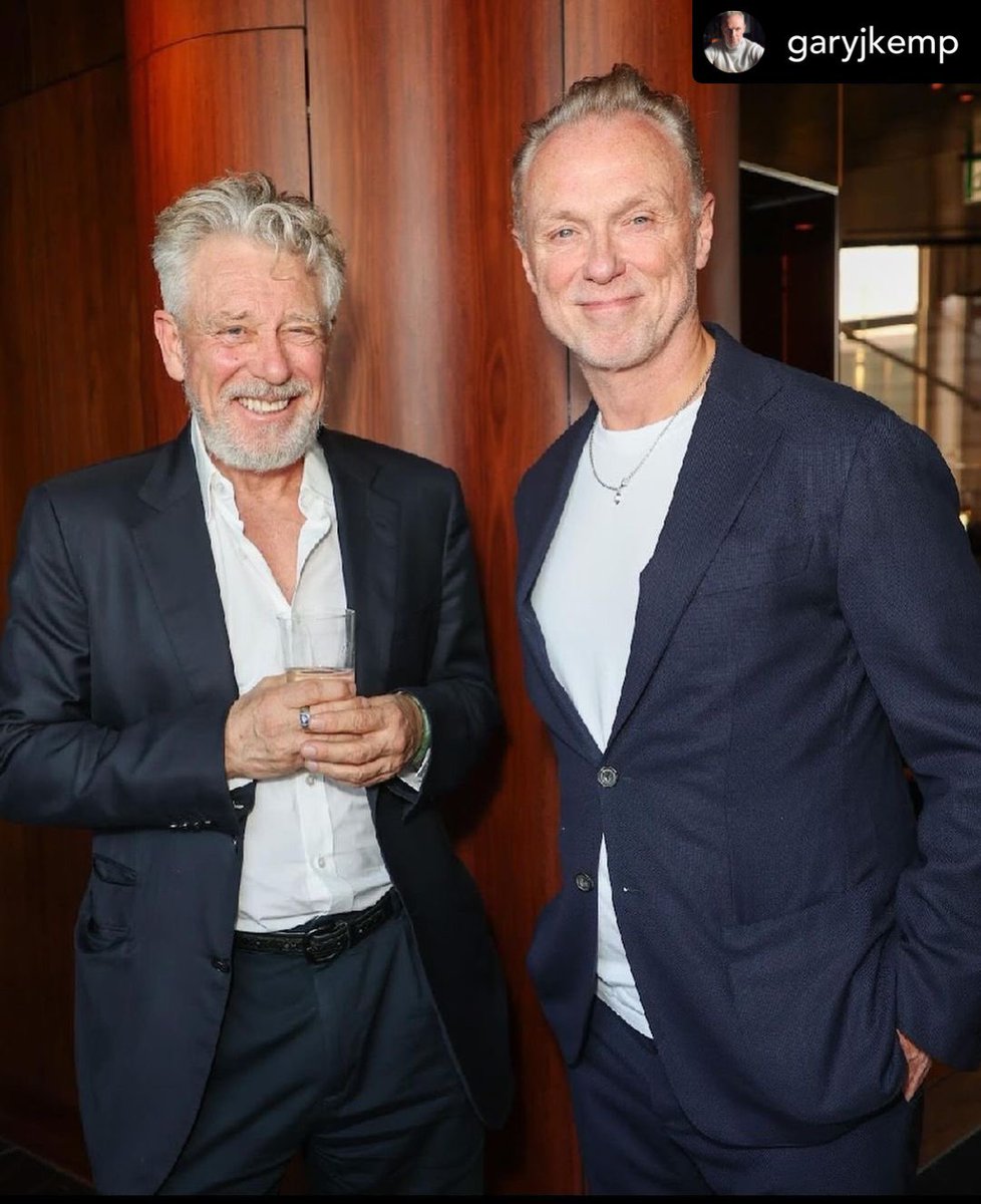 Adam Clayton & Gary Kemp at the opening of the Samba Room, Sushi Samba, London 

📸 garyjkemp 

#AdamClayton #U2 #GaryKemp
#Rockonteurs #SpandauBallet