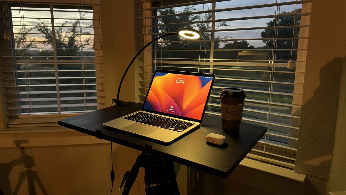 Vincent Hunt tweet media