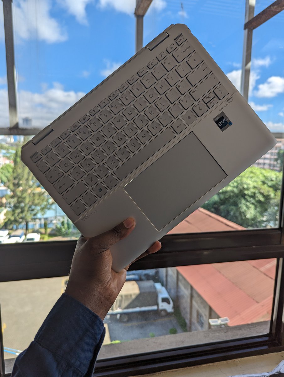 Step into a new realm of computing excellence with the HP Spectre x360 14! 🖥️⚡️ This cutting-edge 2-in-1, featuring a Core™ i7 processor, 1TB SSD, and 16GB RAM, delivers unparalleled power and precision on its 13.5″ touchscreen. #SpectreRevolution #NextGenTech #HP #Spectre