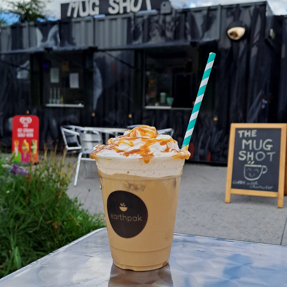 Ex-prisoners go from serving sentences to cappuccinos

“For some people, they had no idea that they had these skills until they got this opportunity.”

The Dublin café providing jobs and barista training for people who have been released from prison
Story👉changingireland.ie/ex-prisoners-g…