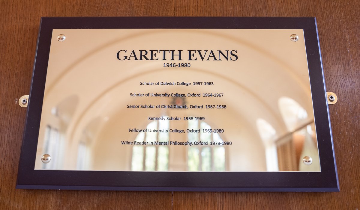 A wonderful lecture by @OA_Association Professor Ian Phillips @DulwichCollege (1989-99) yesterday to celebrate the naming of a room after fellow Old Alleynian philosopher Gareth Evans (1957-63) which celebrated his short life and incredible work.