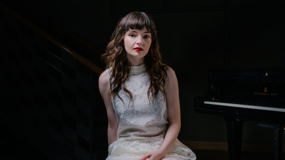 📢 A new documentary sees @CHVRCHES' frontwoman Lauren Mayberry reflect on the highs and lows of her journey in the music industry. The @BBCScotland commissioned documentary is part of @BBC6Music's Change The Tune initiative. ℹ️ bbc.co.uk/mediacentre/20…