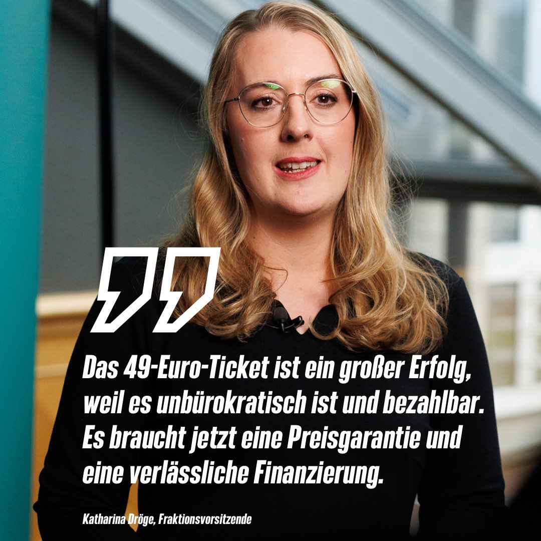 Seit einem Jahr existiert das 49-Euro-Ticket. Und bereits heute zeigt sich, dass die Reform ein großer Erfolg ist: Millionen Menschen nutzen das Ticket, weil es bequem, unbürokratisch und bezahlbar ist. #Deutschlandticket 

(1/3)