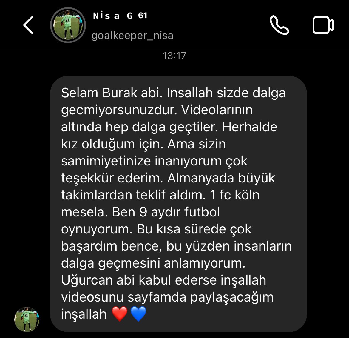 dostlarım selamlar. nisa gurbetçi, pırlanta gibi genç bir kardeşimiz. trabzonlu ve çok iyi de bir trabzonsporlu. 61 numaralı formayı giyiyor. fakat bahsettiği gibi paylaştığı gönderilerinin altında kendisiyle çokça dalga geçilmiş. sizden ricam yalnız olmadığını hissettirmemiz.