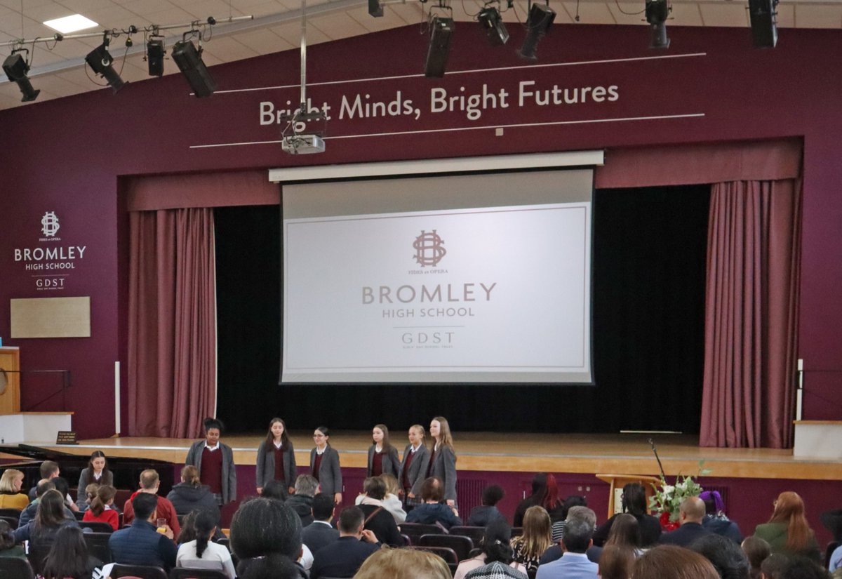 We had a fantastic time hosting our 'School in Action' Open Morning, welcoming potential new families into the Bromley High School community! If you're considering joining us, see our upcoming events on our website bromleyhigh.gdst.net/admissions/ope…