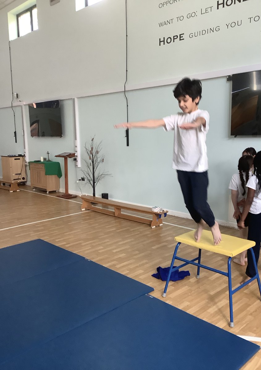Fantastic jumping form being shown in Year 4 gymnastics! @sfsmtweets @sfsmsport