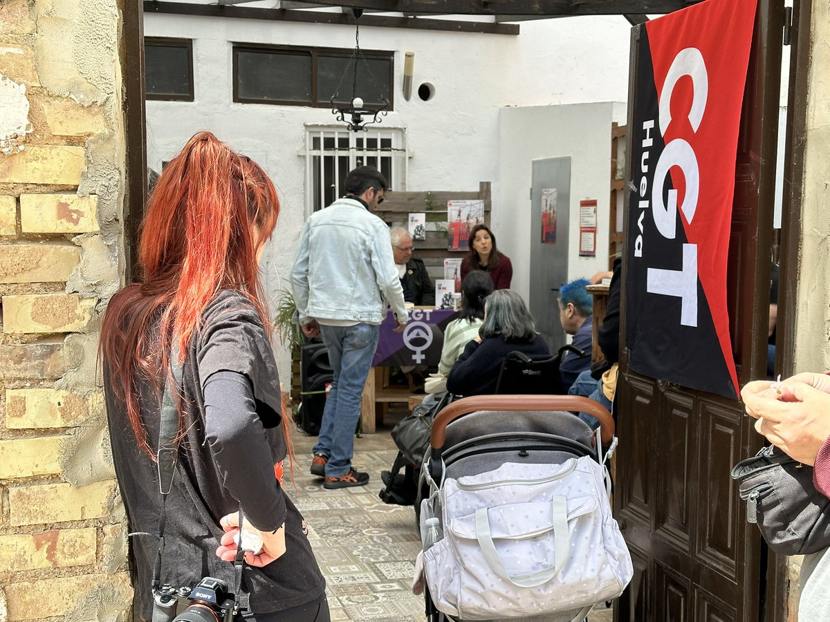 Hoy, en nuestro empeño de realizar un 1 de Mayo más consciente de su verdadero significado, expresando reivindicaciones y uniendo personas militantes y activistas, estamos llevando a cabo un encuentro en un entorno libre de conformistas.