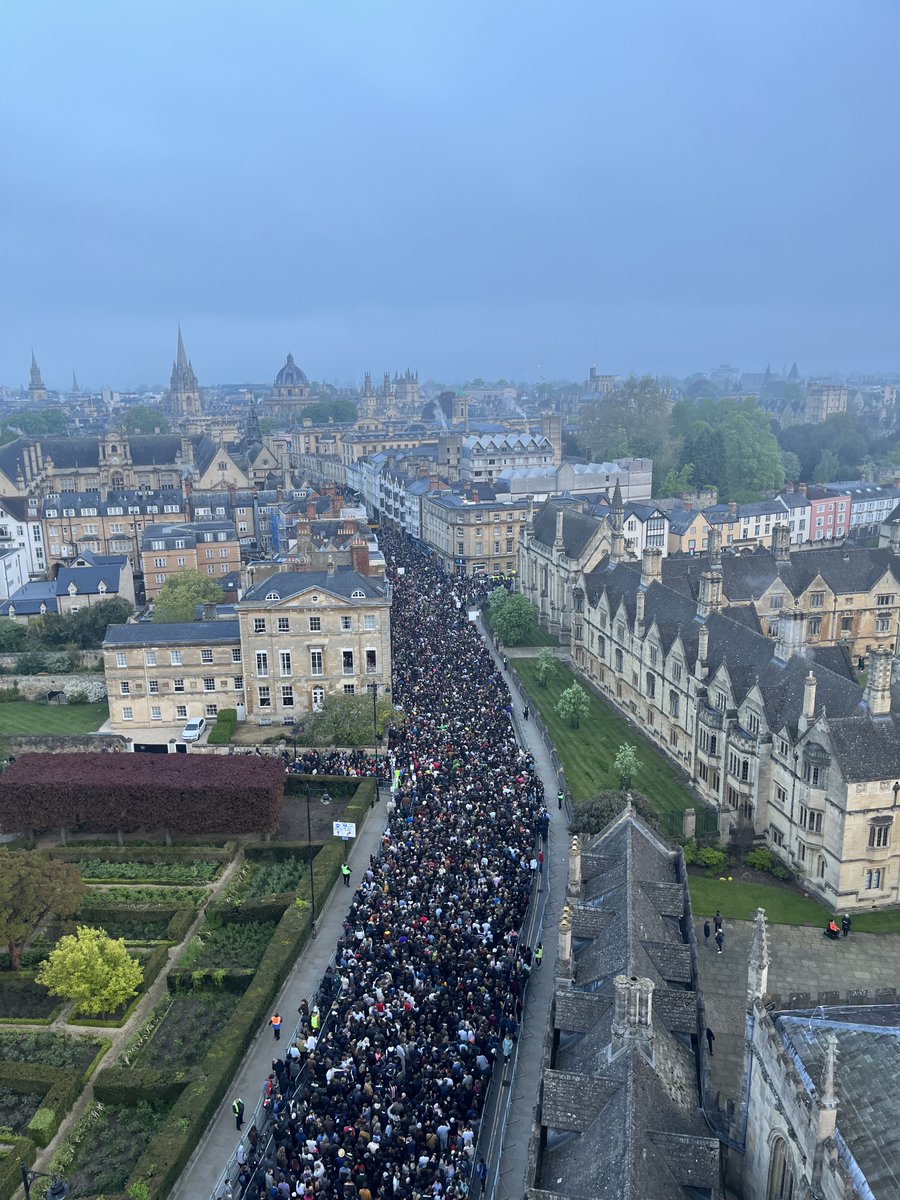View from Magdalen Tower this #MayMorning. Around 14,000 people attended this year’s event 👏 📷 Instagram | BethStenlake #MayDay