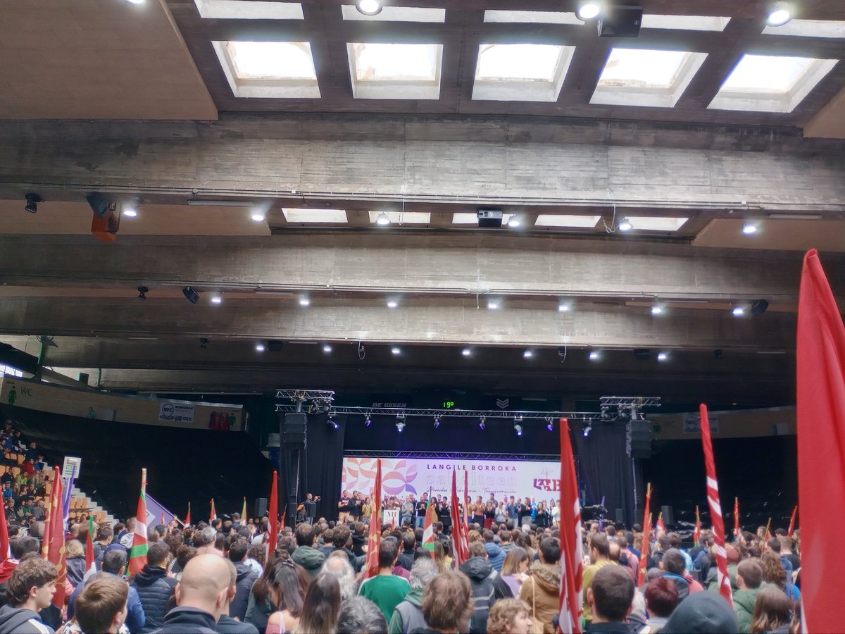 LABGoierri's tweet image. Gora langileon borroka! 
Gora LAB!

#M1
#LABek50urte