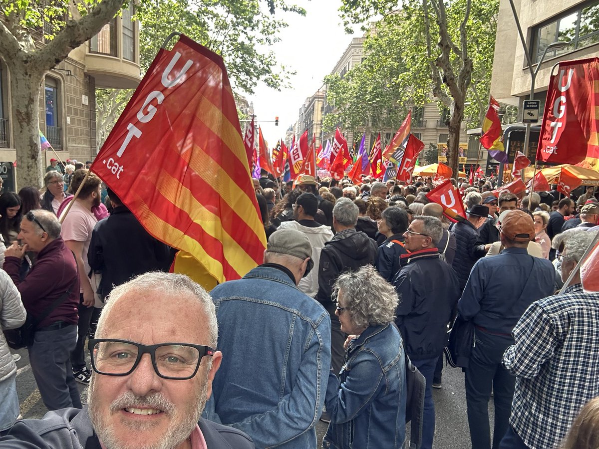 Visca el Primer de Maig!!! Visca el dia del treball!!! @socialistes_cat