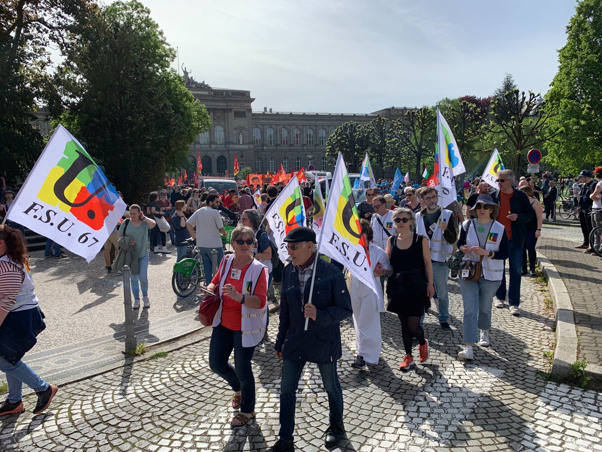 Manifestation du 1ᵉʳ mai : 'je n'ai pas besoin d'un gros salaire, mais juste d'être un minimum considéré'
#premiermai #manifestation #travail #conditionsdetravail #OnCreveraPasAuBoulot #Strasbourg #Alsace 
france3-regions.francetvinfo.fr/grand-est/bas-…