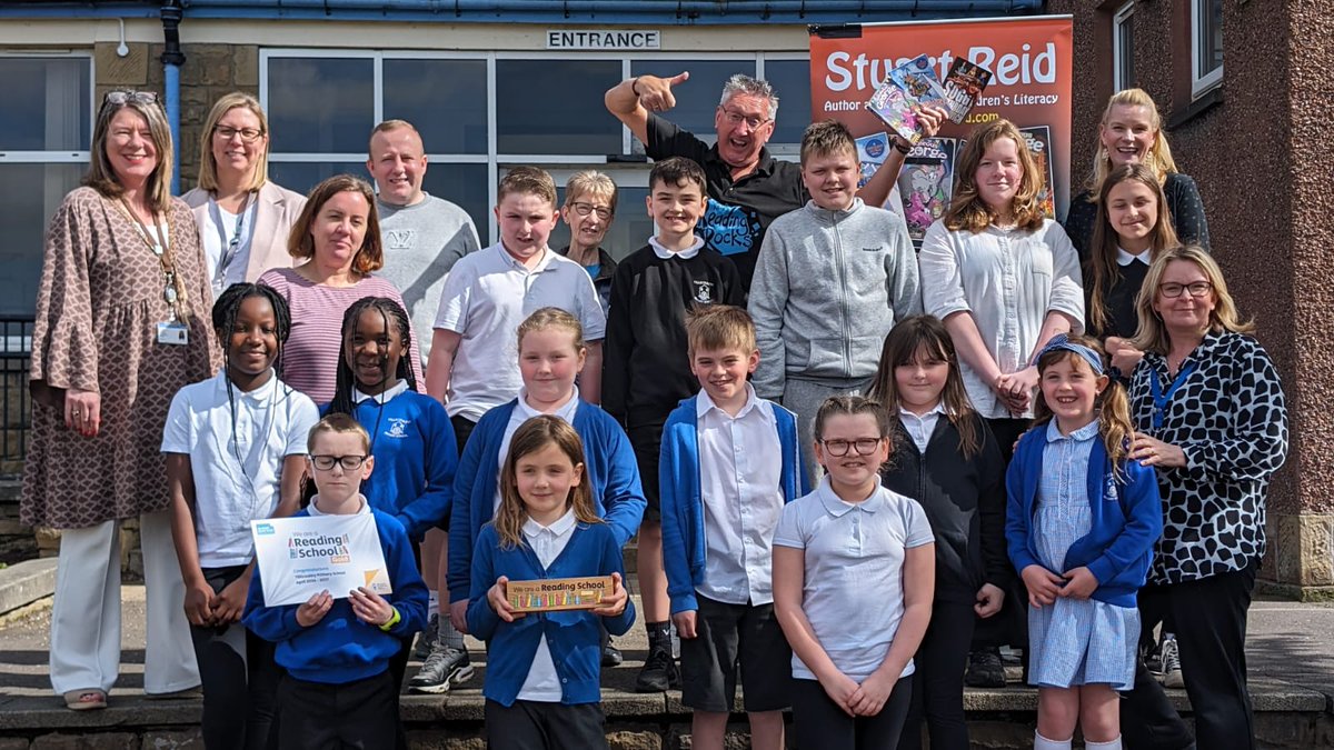 Tillicoultry Primary School has been rewarded for promoting a positive reading culture in school and in their community with a gold accreditation from Reading Schools. Author Stuart Reid is pictured on his visit to the school during their journey to achieving this goal.