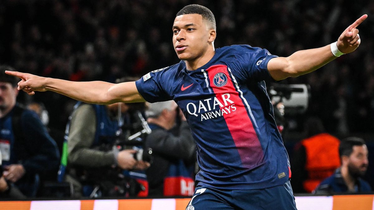 Vi aspetto stasera dalle 20 con tutta la squadra di  <a href="/PrimeVideoIT/">Prime Video Italia</a> per Borussia Dortmund - PSG. Chi sarà il protagonista? Proprio lui? 😊 #ChampionsLeague <a href="/giulia_mizzoni/">Giulia Mizzoni</a> <a href="/LaTarqui_/">Alessia</a> <a href="/AAlciato/">Alessandro Alciato</a>