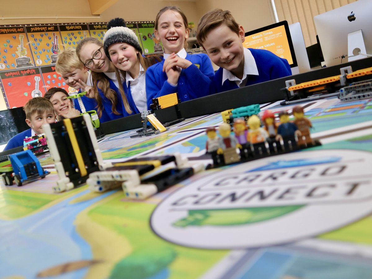 We believe engineering should be accessible at any age. 🌍 That’s why we’re committed to empowering young, aspiring engineers. Discover how the IET Futures Fund supported pupils at Penpol Primary School: spkl.io/601242cgG #IETFuturesFund #EngineeringForTomorrow