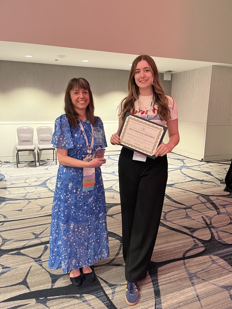 🏆 Big wins for us at #ISMPPAnnual2024! Ann from @CMCAffinity scoops Outstanding Committee Member, while Hannah from #IPGHealthMedComms won Best Original Research for groundbreaking work on engaging a multigenerational workforce in MedComms. Huge congrats!🎉 #MedComms #Excellence
