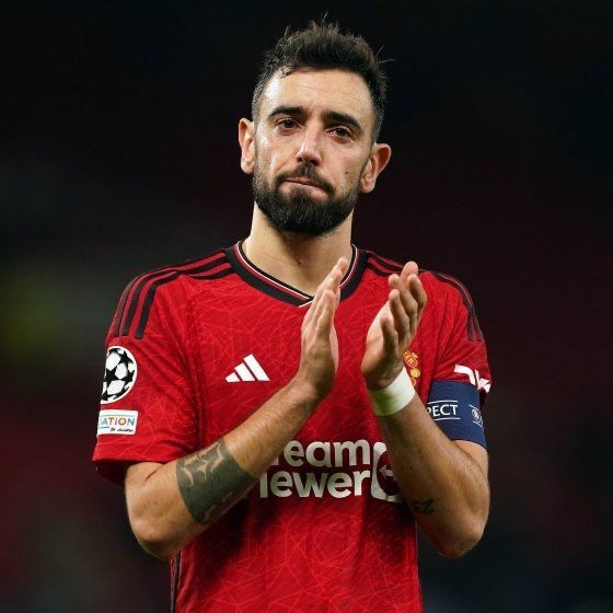 🚨🇵🇹 Bruno Fernandes talk say e fit start dey think about leaving Manchester United after EURO 2024. (Source: DAZN Portugal)