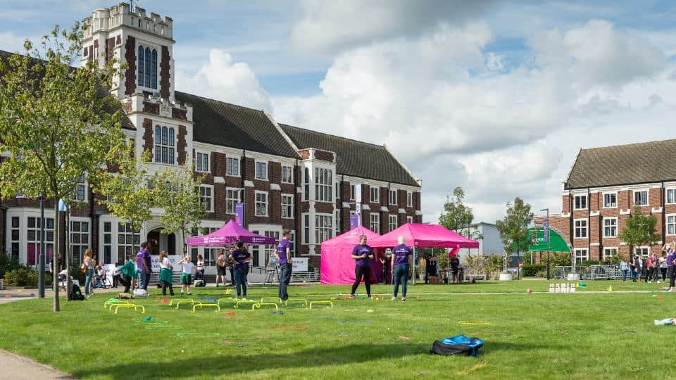 .@LoughboroughSU Action is holding a Community Fun Day! 🎊 There will be a wide variety of activities including a petting zoo, face painting and a fun fair. 📅 19 May 🕛 12pm-4pm 📍Loughborough Students' Union Lawn Find out more ➡️ lboro.uk/4dk0uuU
