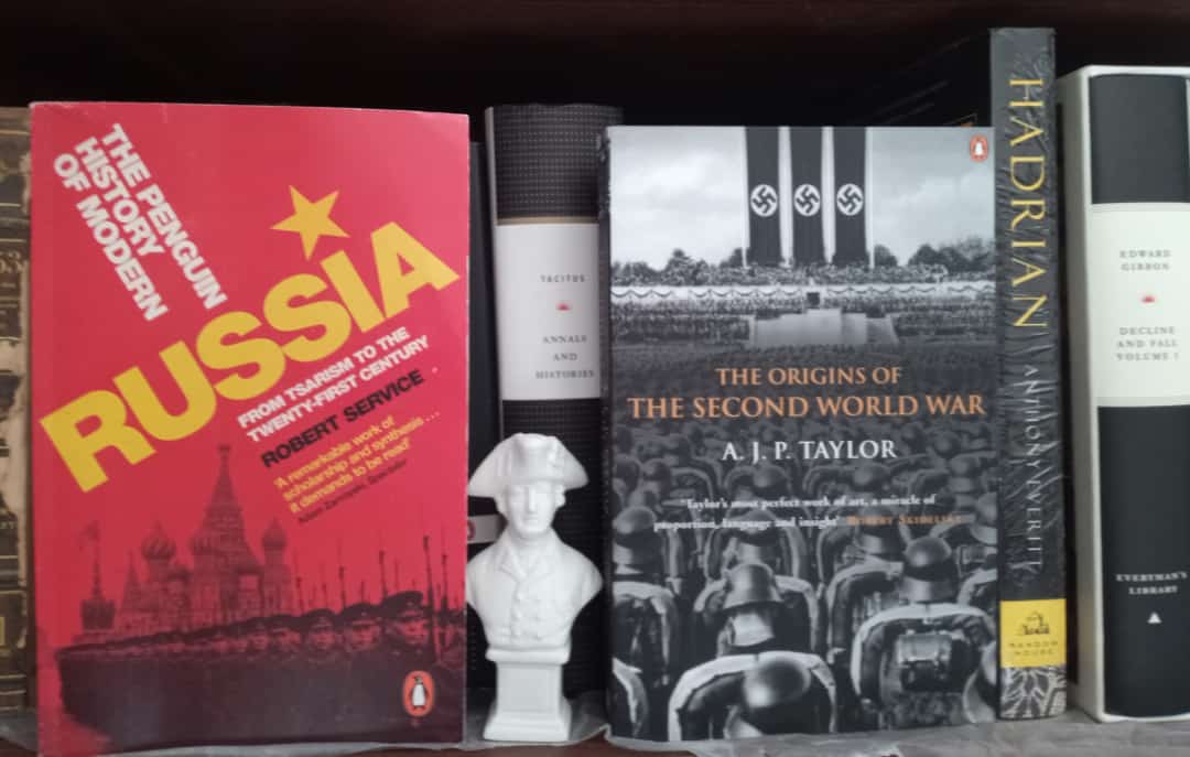 If there's only one book on modern #Russia that one ought to read, it has to be Robert Service's lucid and admirably judicious history. As a single-volume covering a tumultuous century from Tsarism to Putin, it is hard to beat! #HistoryMatters #books