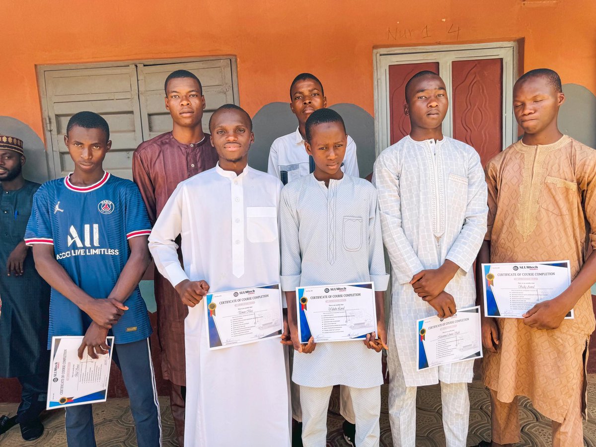 SlumTechnology's tweet photo. Started the week celebrating our young and vibrant learners. 🎉🎉🎉
Thanks to a generous support by @WorldConnectUS and a very strong and amazing partnership with @YandyTech and Muhammad Bello Nursery and Primary School Rafin guza kawo Kaduna. 🎓✨ 
#ICT #STEM #SDGs #tech
1/1 https://t.co/v4Yri16Fvg