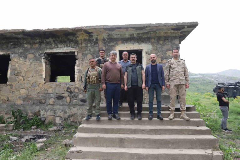 Hakkari, Çukurca’da 29 yıldır boş olan köylere geri dönüşün yapılması için çalışmalar başlatıldı.