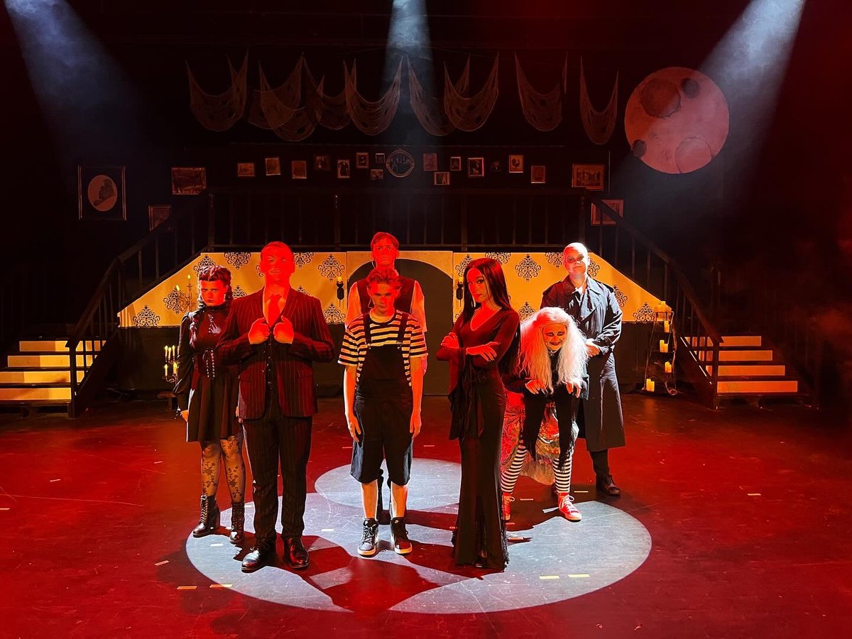 BethanyLay3's tweet photo. Addams Family opens tomorrow! 🖤 @KnoxCentralHS 

Be sure to get your tickets 
https://t.co/aeNwiLt4yW https://t.co/j8oLs2SmTa