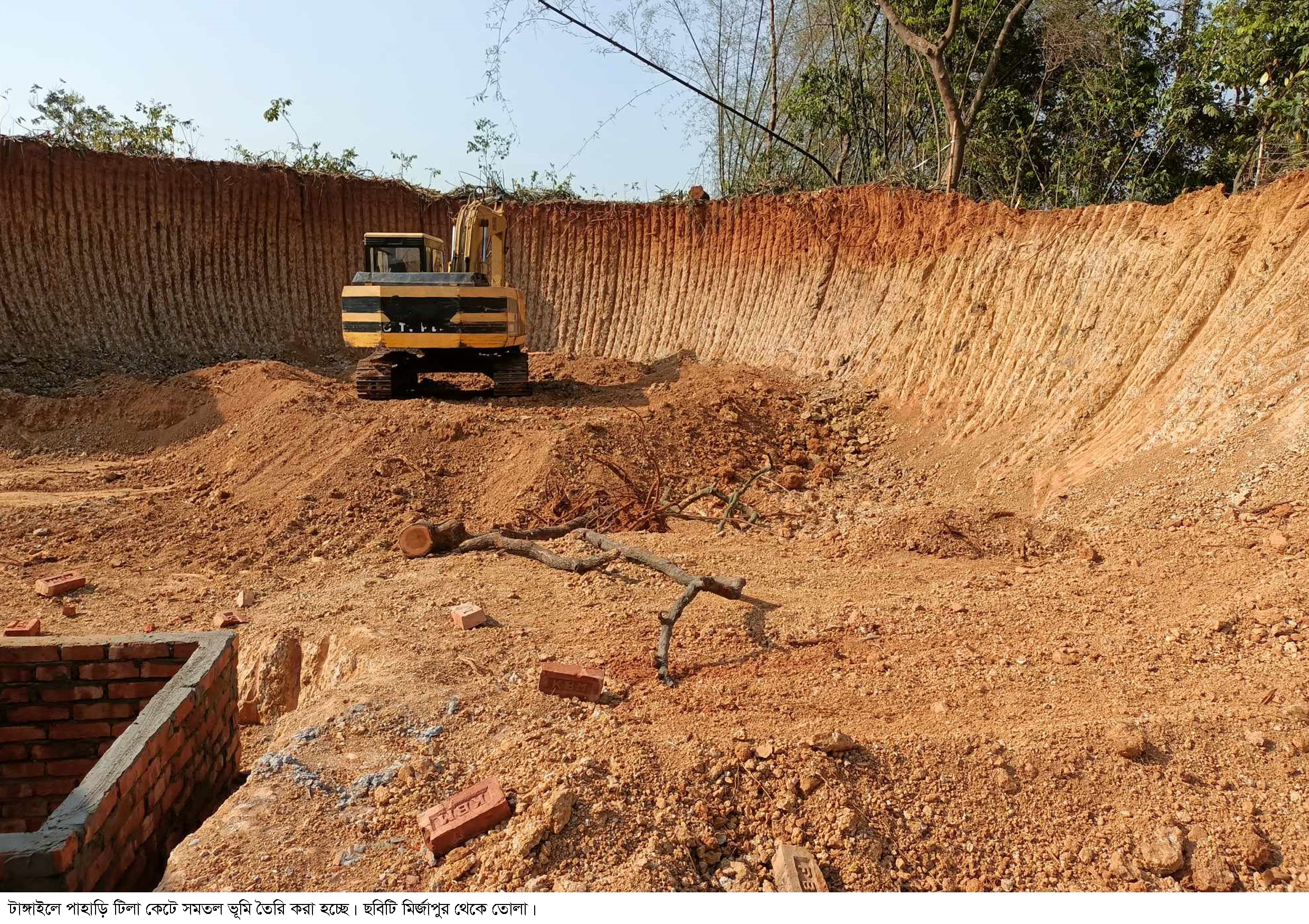 টাঙ্গাইলের পাহাড়ি টিলা হচ্ছে সমতল ভূমি!