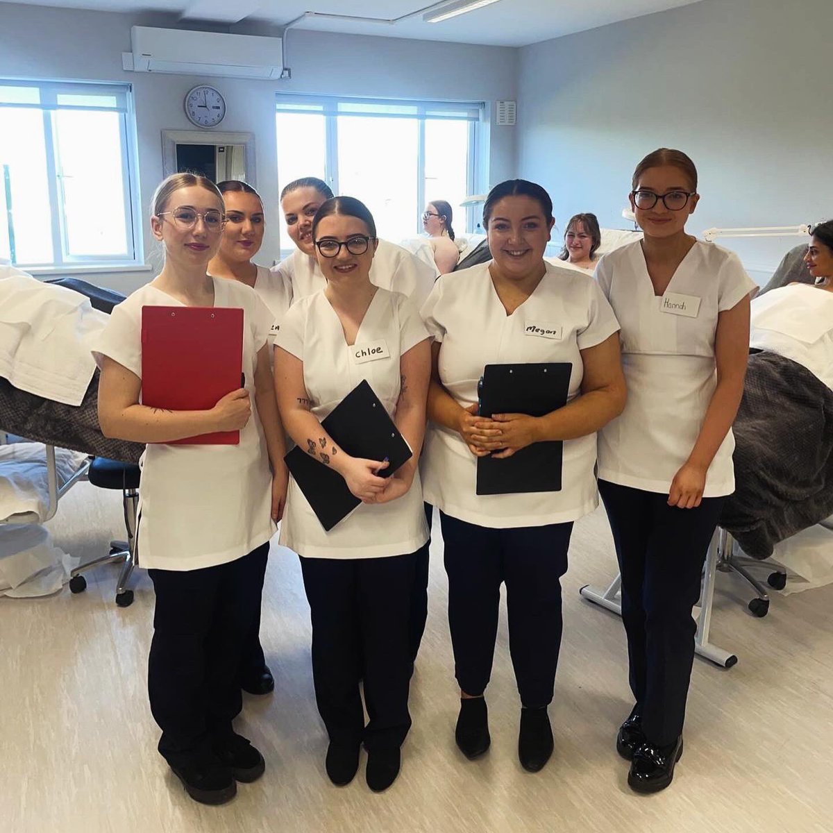 Another group of our Beauty Therapy students this morning all ready for their ITEC Beauty Specialists & Facial Electrical Treatments exam. #ITEC #Cavaninstitute Good Luck to you all.